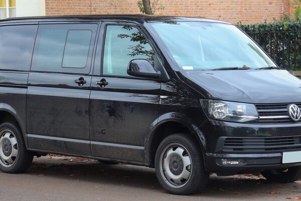 VW Transporter Shuttle Minibus